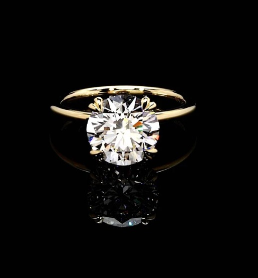 Round Brilliant Lab Diamond Engagement Ring